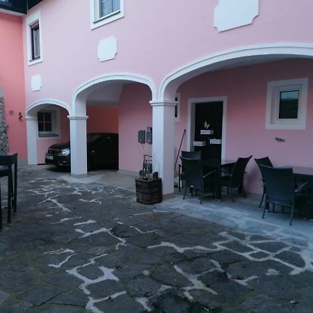 Gaestehaus Ruinenblick Bed and Breakfast Spitz an der Donau Esterno foto